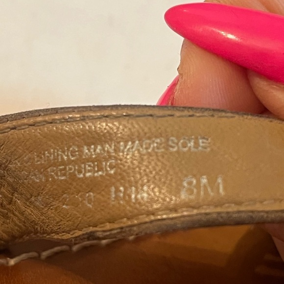 Tory Burch Gold Cameron Suede Sandal Sz 8 Women - Picture 7 of 8